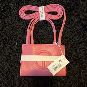 Brand new Telfar shopping bag